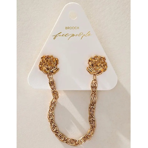 Free People Jewelry - 8099. Free People Chancellor Star Pin Brooch